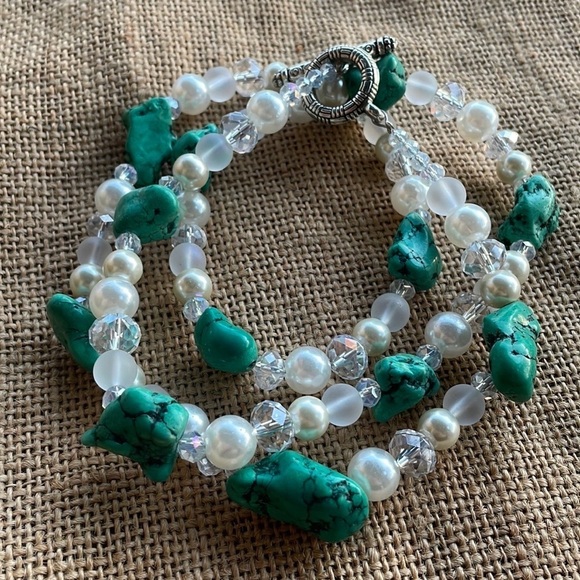 Chunky Turquoise & Pearl Crystal Multi-Strand bracelet / Necklace Handmade Rare - Picture 5 of 8